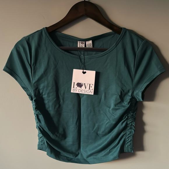 Love By Design Tops - NWT LOVE BY DESIGN TASHIA RUCHED SIDE CROP T-SHIRT SIZE SMALL ATLANTIC DEEP TEAL